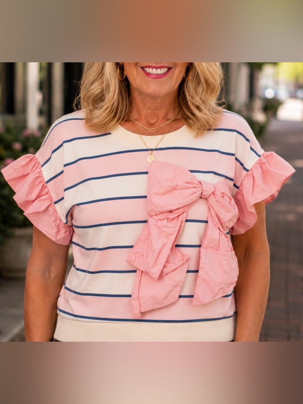 Pink Striped Short Sleeve Sweater with Accent Bow Large